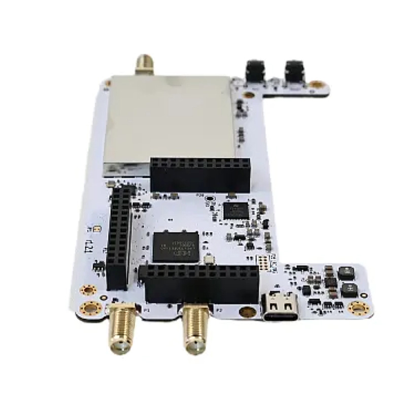 HackRF Pro 100 kHz-6GHz SDR s kovovým krytem, briv