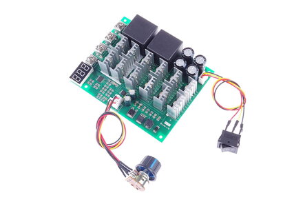 Obousměrný regulátor otáček pro stejnosměrné motory - PWM DC 10V-55V 60A box