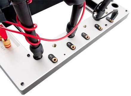 VR-TABLE PRO nástroj pro neinvazivní čtení a zápis ISP přes EMMC, JTAG, FBUS