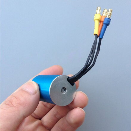 2440 BLDC motor, bezsenzorový 2S-3S